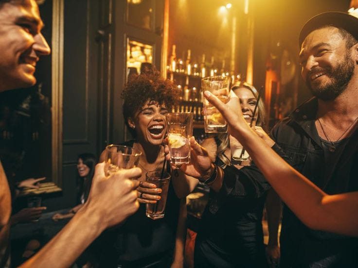 Instagram Marketing for Nightlife: Attracting a Lively Crowd